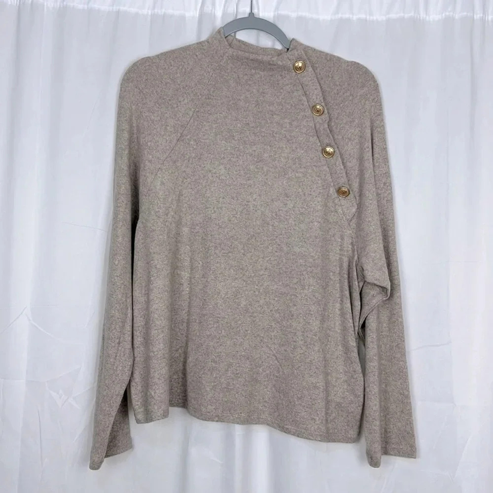 H&M Women's Small‎ Mock Neck Sweater Beige Light Weight Gold Sailor Buttons